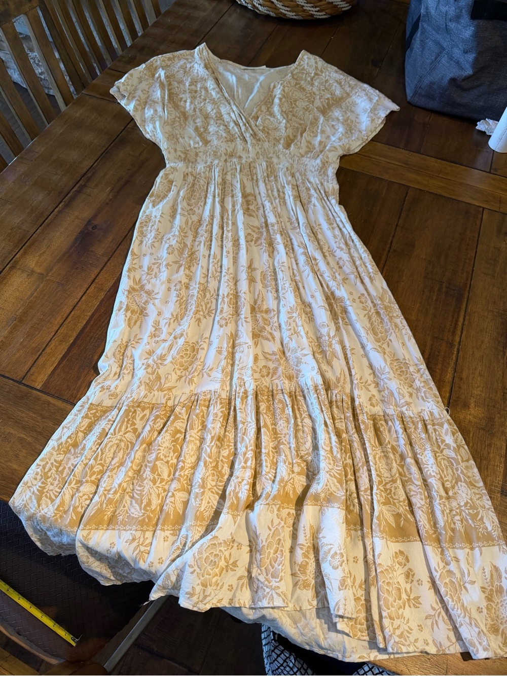 Women's Cream and Tan Floral V-Neck Maxi Dress